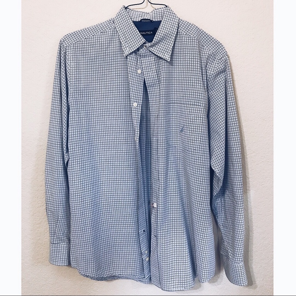 Nautica Dress Button up shirt Blue plaid EUC